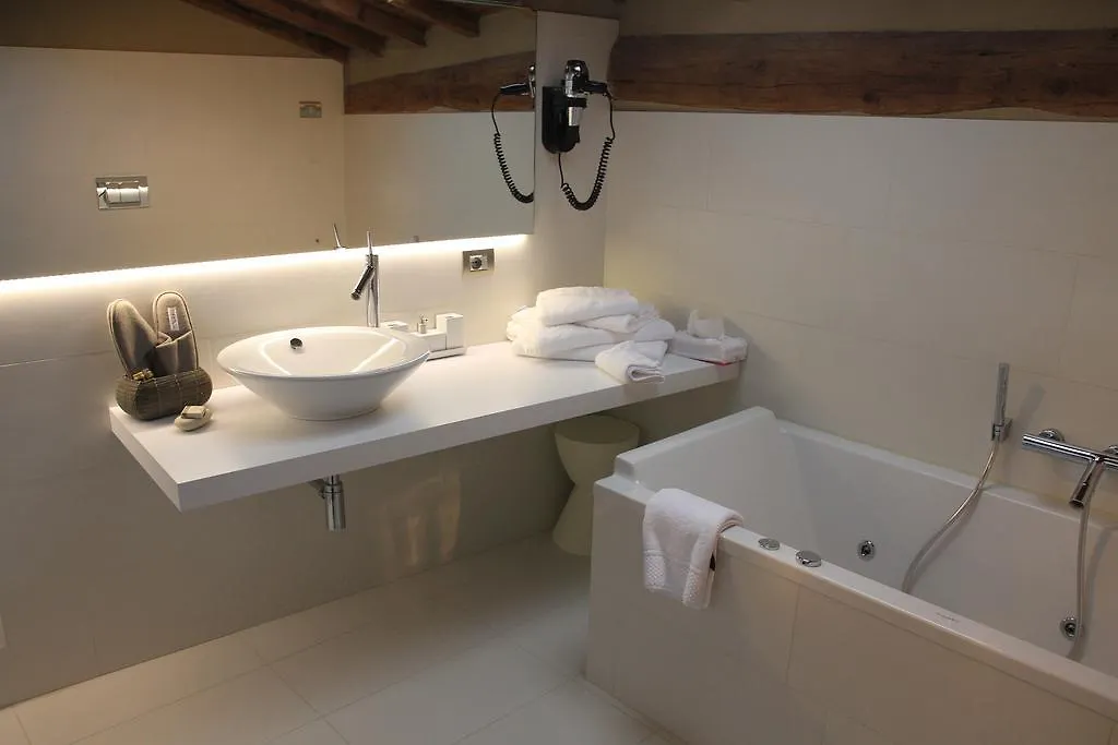 Damaranto Residenza E Cucina Bed and Breakfast Soave  Italien